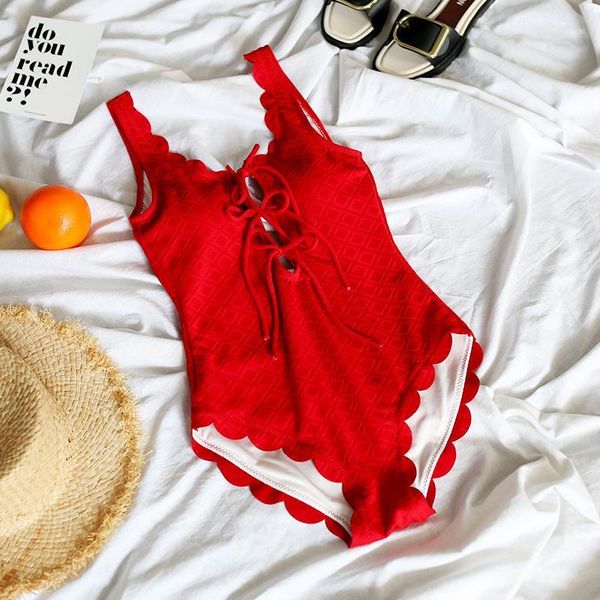new young girl lovely stripe patchwork swimwear retro one piece swimsuit beach chest pad high waist women bathing suit1, White;black
new young girl lovely stripe patchwork swimwear retro one piece swimsuit beach chest pad high waist women bathing suit1, White;black