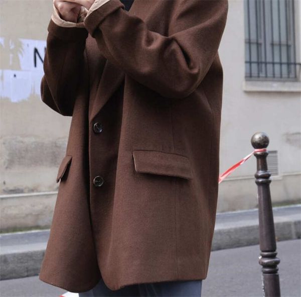 21 winter new ladies wool mid-length coat design full of sense of suit style loose version 80% wool fashion explosion, Black
21 winter new ladies wool mid-length coat design full of sense of suit style loose version 80% wool fashion explosion, Black