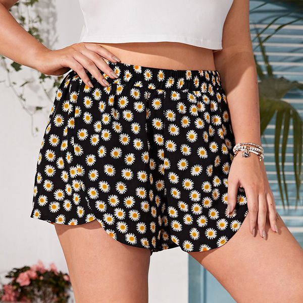 2021 new summer size small daisy women's fat mm elastic high waist loose shorts, White;black
2021 new summer size small daisy women's fat mm elastic high waist loose shorts, White;black