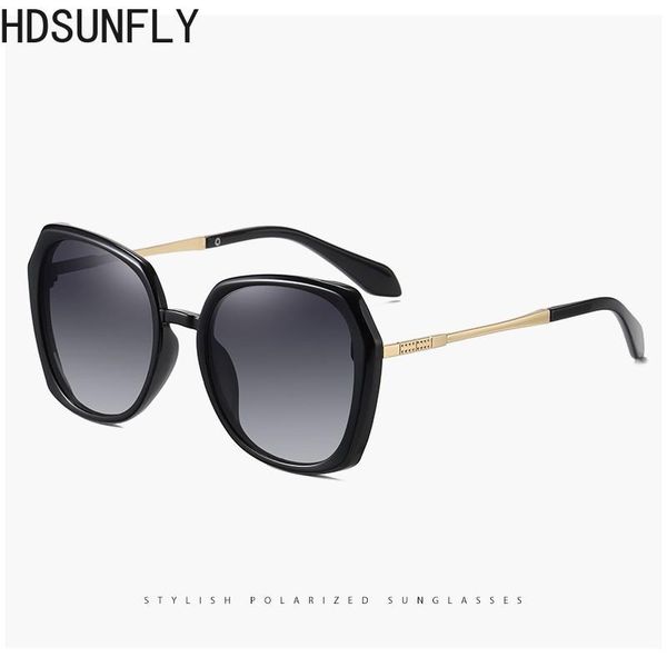 sunglasses oversized women polarized fashion rays brand designer driving lady 2021 shades for, White;black
sunglasses oversized women polarized fashion rays brand designer driving lady 2021 shades for, White;black