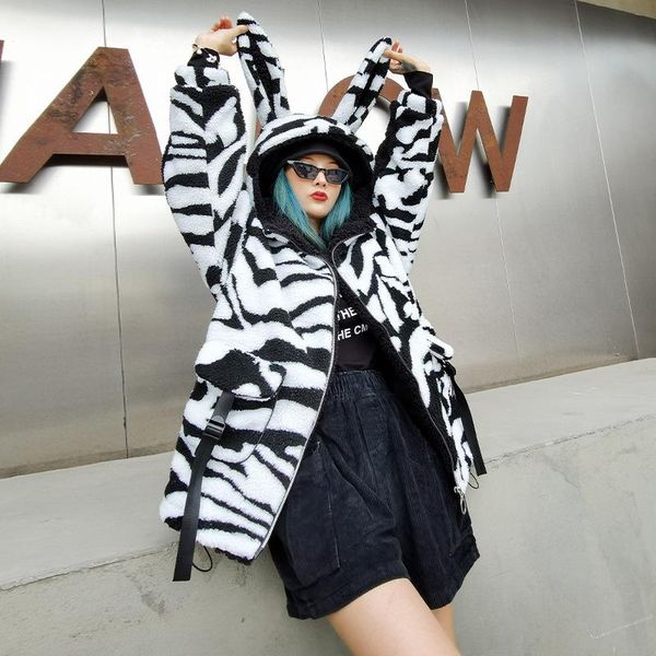 women's fur & faux streetwear women winter coat 2021 fashion loose hooded lamb jackets female double pockets warm coats, Black
women's fur & faux streetwear women winter coat 2021 fashion loose hooded lamb jackets female double pockets warm coats, Black