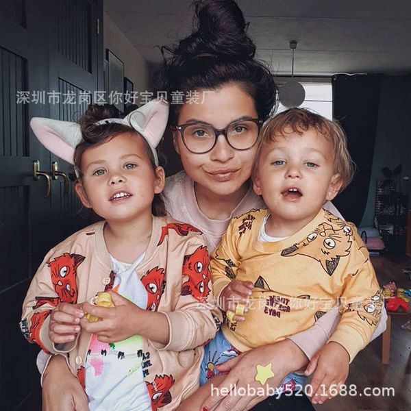 one new autumn 19 winter year same kitten cartoon coat striped cardigan for boys and girls 0wie, Black
one new autumn 19 winter year same kitten cartoon coat striped cardigan for boys and girls 0wie, Black