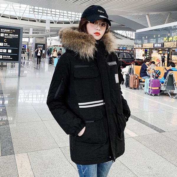 2021 newoutdoors women winter jacket oversize warm thicken style printing long hooded fur collar female coat cn26, Black;brown
2021 newoutdoors women winter jacket oversize warm thicken style printing long hooded fur collar female coat cn26, Black;brown