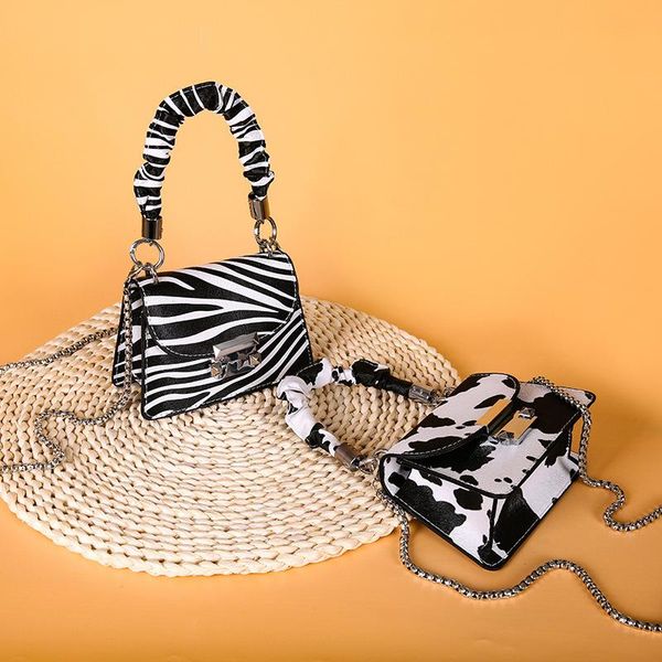small bag for women 2020 autumn new fashion color contrast portable shoulder bag chain crossbody leather cow pack b551
small bag for women 2020 autumn new fashion color contrast portable shoulder bag chain crossbody leather cow pack b551