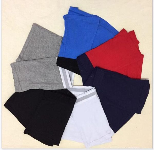 6 colors mens boxers shorts underwear for man underpants men's famous underwear casual man breathable male gay underwear shorts, Black;white 
6 colors mens boxers shorts underwear for man underpants men's famous underwear casual man breathable male gay underwear shorts, Black;white