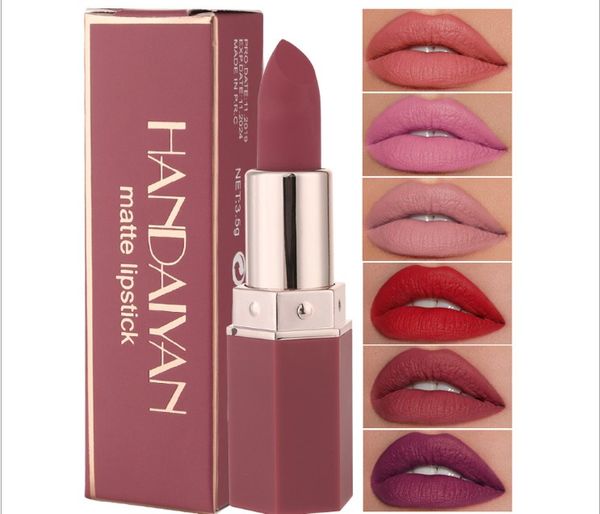 wholesale make-up cosmetics matte non-stick glass mouth red european mist face waterproof lipstick
wholesale make-up cosmetics matte non-stick glass mouth red european mist face waterproof lipstick