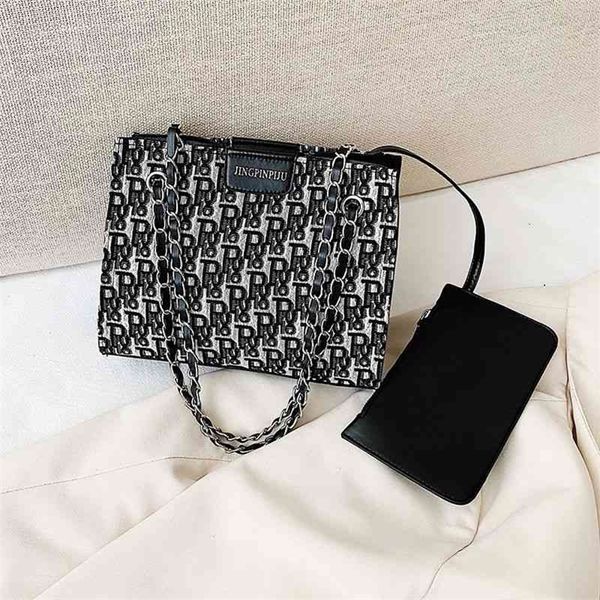 70% off deals online chain single shoulder messenger versatile small bag female 2022 new fashion ins online popular student with foreign sty
70% off deals online chain single shoulder messenger versatile small bag female 2022 new fashion ins online popular student with foreign sty