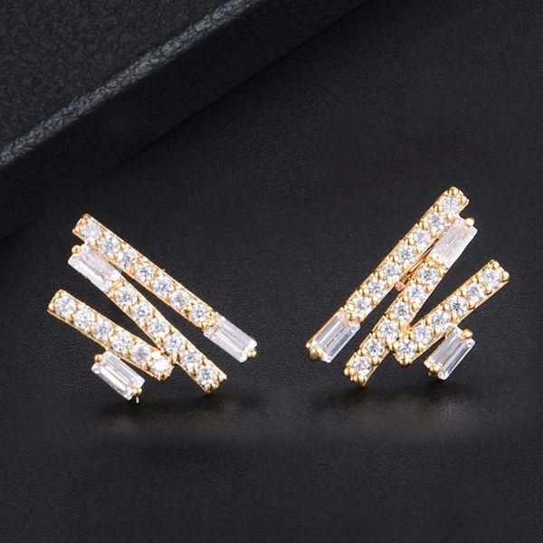 stud godki 14mm elegant cubic zirconia earrings for women wedding danity boucle d'oreille femme jewelry accesorios 2021, Golden;silver
stud godki 14mm elegant cubic zirconia earrings for women wedding danity boucle d'oreille femme jewelry accesorios 2021, Golden;silver