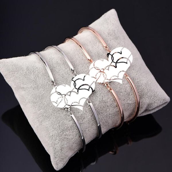 2020 new style korean version of simple fashion swan bracelet women039s jewelry microinlaid zircon bracelet 6824219, Golden;silver
2020 new style korean version of simple fashion swan bracelet women039s jewelry microinlaid zircon bracelet 6824219, Golden;silver