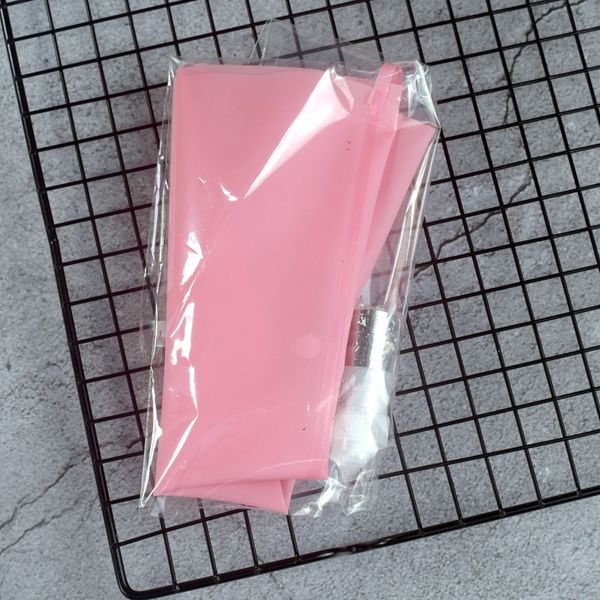 icing piping cream pastry bag tpu silicone popular squeeze bags selling with blue white colors creative 2bc j1
icing piping cream pastry bag tpu silicone popular squeeze bags selling with blue white colors creative 2bc j1