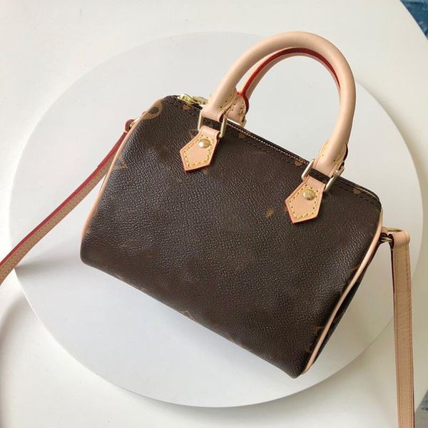 women shoulder bags women bags fashion handbags female casual crossbody bags for women girl fashion simple excellent quality
women shoulder bags women bags fashion handbags female casual crossbody bags for women girl fashion simple excellent quality