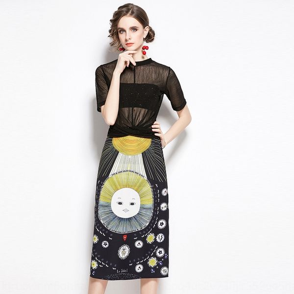 2020 fashion suit dress women summer t-shirt skirtshort skirt skirtround neck short sleeve t-shirt portrait print skirt two piece set joppu, Gray
2020 fashion suit dress women summer t-shirt skirtshort skirt skirtround neck short sleeve t-shirt portrait print skirt two piece set joppu, Gray