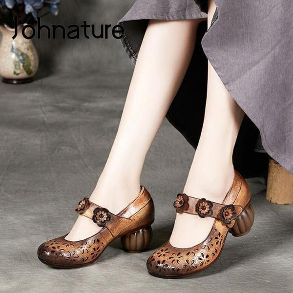 johnature women shoes pumps genuine leather 2020 new spring round toe hook & loop retro flower casual handmade ladies shoes, Black
johnature women shoes pumps genuine leather 2020 new spring round toe hook & loop retro flower casual handmade ladies shoes, Black