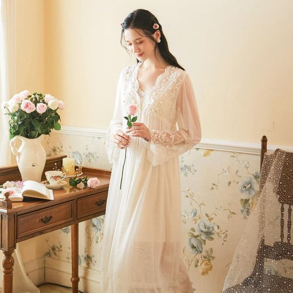 women's sleepwear long-sleeved nightgown female modal nightdress noble court-style two-pieces robe suit women gowns sets for autumn win, Black;red
women's sleepwear long-sleeved nightgown female modal nightdress noble court-style two-pieces robe suit women gowns sets for autumn win, Black;red