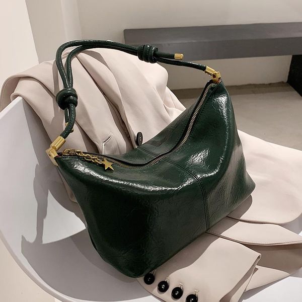 unique design autumn / winter lady armpit shoulder bag 2020 new design fashion wild hand bag niche width: 33cm
unique design autumn / winter lady armpit shoulder bag 2020 new design fashion wild hand bag niche width: 33cm