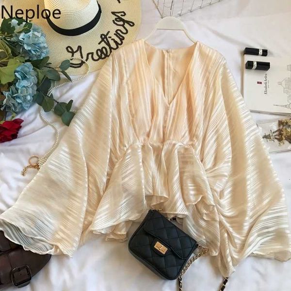 neploe ice silk striped women blouses summer 2021 korean v-neck batwing sleeve blusa high waist ruffles drawstring shirts 44815 sh190803, White
neploe ice silk striped women blouses summer 2021 korean v-neck batwing sleeve blusa high waist ruffles drawstring shirts 44815 sh190803, White