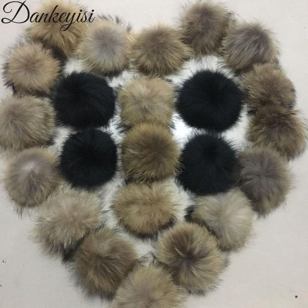 beanies wholesale 50pcs/lot diy 13-17cm real raccoon fur pompoms balls for hat cap shoes and scarves pom poms
beanies wholesale 50pcs/lot diy 13-17cm real raccoon fur pompoms balls for hat cap shoes and scarves pom poms