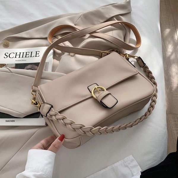 fashion pu leather shoulder bags for women 2021 high capacity hand bag lady winter trending handbags and purses
fashion pu leather shoulder bags for women 2021 high capacity hand bag lady winter trending handbags and purses