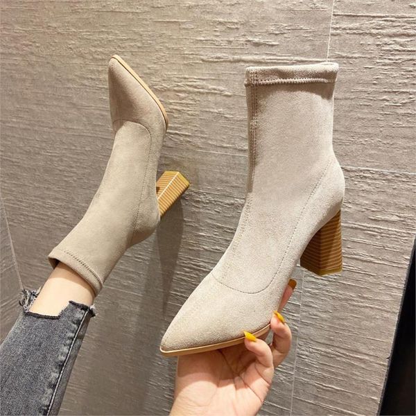 women's shoes 2021 new thick-heeled single boots children's short boots autumn and winter high-heeled thin mid-tube, Black
women's shoes 2021 new thick-heeled single boots children's short boots autumn and winter high-heeled thin mid-tube, Black