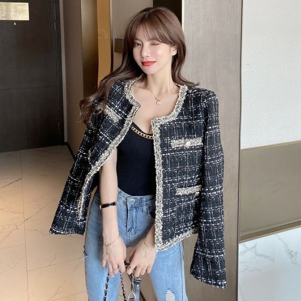 fall 2020 new french tweed long sleeve short coat with loose crew neck and cardigan top
fall 2020 new french tweed long sleeve short coat with loose crew neck and cardigan top