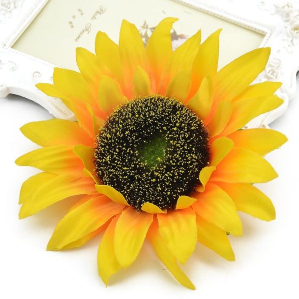 10pcs 14cm large sunflower head artificial silk flowers for diy scrapbooking wreath home wedding decoration fak jllsnp
10pcs 14cm large sunflower head artificial silk flowers for diy scrapbooking wreath home wedding decoration fak jllsnp