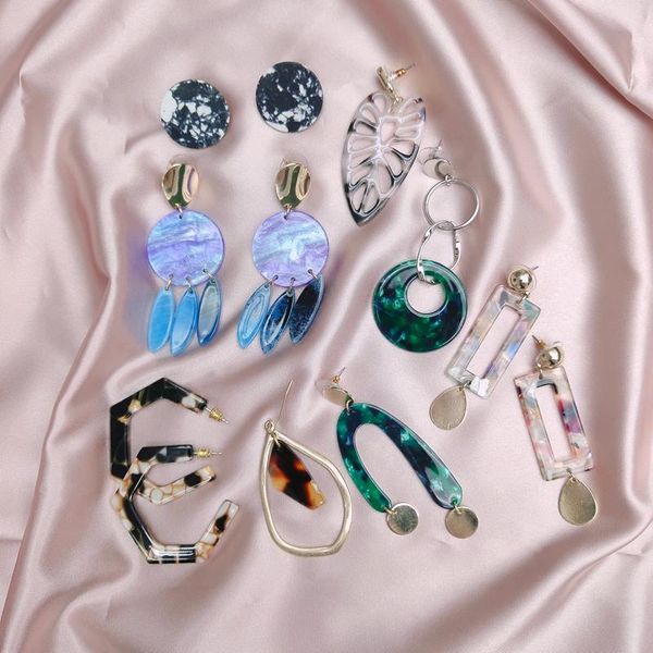 wholesale ювелирные изделия мода ювелирные изделия уникальный золотой цвет имитация перл кулон серьги для женщин 2020 новый, Silver
wholesale ювелирные изделия мода ювелирные изделия уникальный золотой цвет имитация перл кулон серьги для женщин 2020 новый, Silver