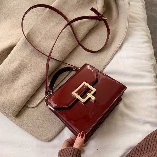 vintage style crossbody bags for women 2020 solid color small shoulder messenger bag female fashion brand handbags and purses
vintage style crossbody bags for women 2020 solid color small shoulder messenger bag female fashion brand handbags and purses