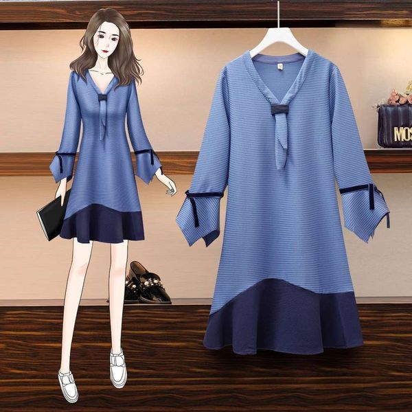large size women's dress 200kg autumn winter new foreign style age reducing minority skirt covering belly showing thin and fat, Black;gray
large size women's dress 200kg autumn winter new foreign style age reducing minority skirt covering belly showing thin and fat, Black;gray
