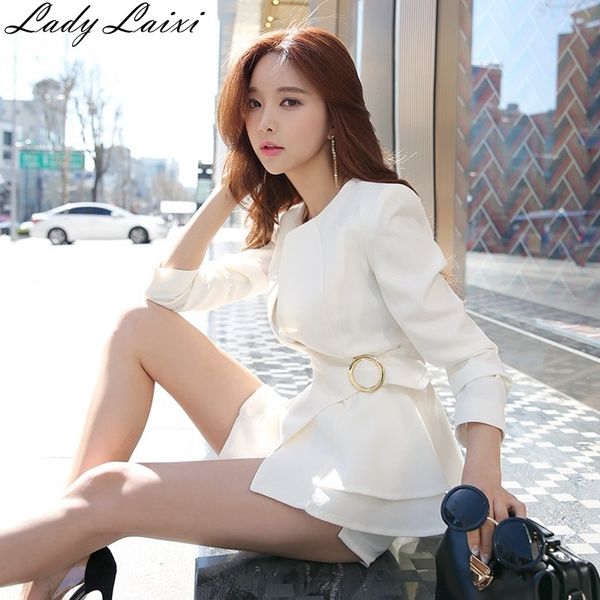 spring ladies blazers and jackets women's blaser female women's suit office high end ol jacket black white 201102, White;black
spring ladies blazers and jackets women's blaser female women's suit office high end ol jacket black white 201102, White;black