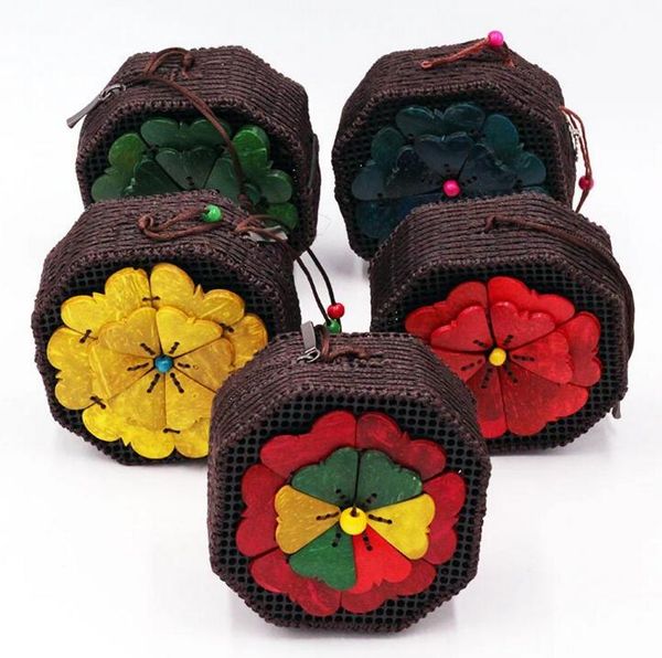 2019 coin purses women floral woven handmade cross body bag 6colors size 11cmx11cm, Red;black
2019 coin purses women floral woven handmade cross body bag 6colors size 11cmx11cm, Red;black
