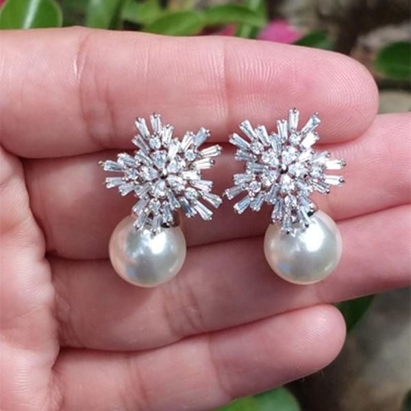 pearl earrings fashion snowflake crystal zircon earrings charm rhinestone inlaid cute jewelry valentine's day presen, Golden;silver
pearl earrings fashion snowflake crystal zircon earrings charm rhinestone inlaid cute jewelry valentine's day presen, Golden;silver