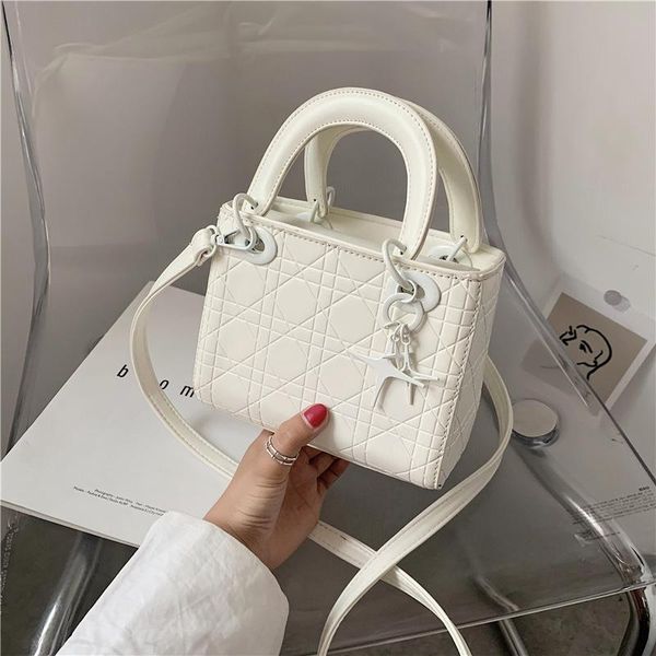 small bag women 2020 new korean version of small square bag wide shoulder strap fashion joker shoulder messenger
small bag women 2020 new korean version of small square bag wide shoulder strap fashion joker shoulder messenger