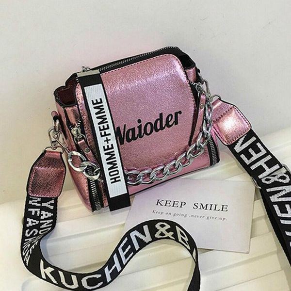 pu leather laser shoulder bag for women 2020 chains luxury handbag tote female handbags letter purse messenger crossbody clutch
pu leather laser shoulder bag for women 2020 chains luxury handbag tote female handbags letter purse messenger crossbody clutch