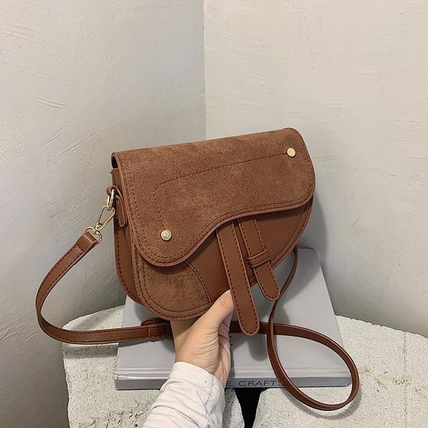luxury handbags women bags chain saddle bag ladies shoulder bags pu leather messenger female day clutches
luxury handbags women bags chain saddle bag ladies shoulder bags pu leather messenger female day clutches