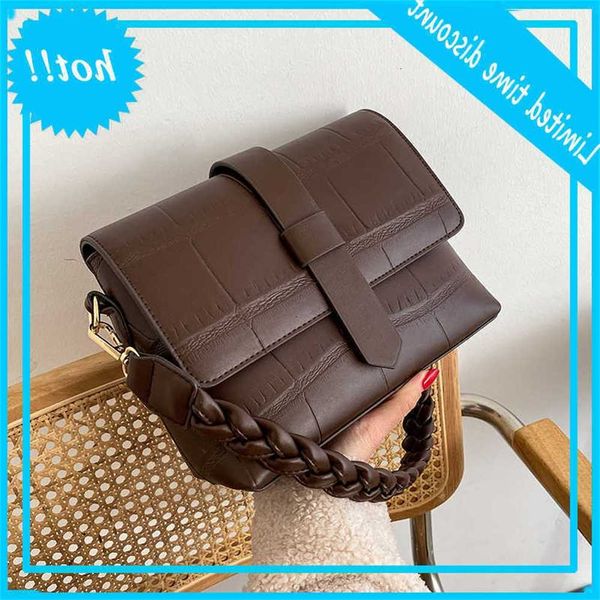 vintage stone leather shoudler crossbody for women 2021 new saddle handbags ladies messenger bags casual totes female purse
vintage stone leather shoudler crossbody for women 2021 new saddle handbags ladies messenger bags casual totes female purse