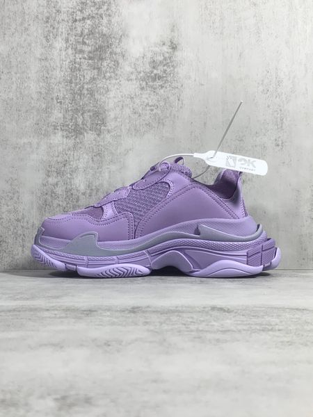 2022 spring new fashions womens and mens track luxury designer beautiful sneaker casual designer shoes ~ womens and mens eu size 35-45 shoes, Red;white
2022 spring new fashions womens and mens track luxury designer beautiful sneaker casual designer shoes ~ womens and mens eu size 35-45 shoes, Red;white