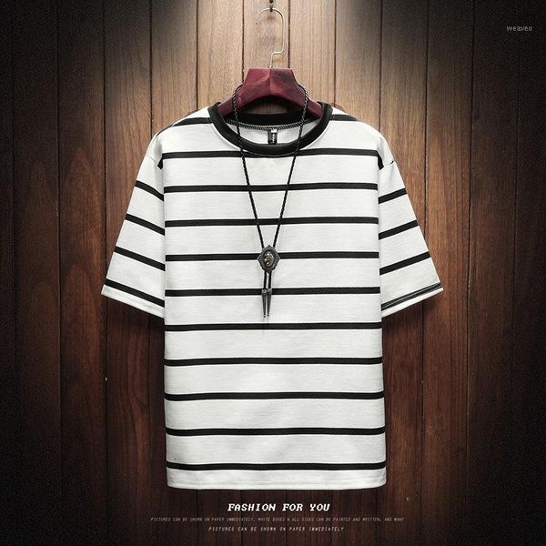 2020 new style stripes short sleeve t-shirt men's teenager loose-fit crew neck half-sleeve shirt trend versatile casual large si1, White;black
2020 new style stripes short sleeve t-shirt men's teenager loose-fit crew neck half-sleeve shirt trend versatile casual large si1, White;black