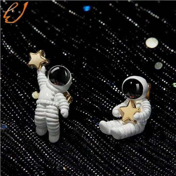 creative cute earrings design starry sky space star earrings astronaut asymmetrical small stud for women girl gift, Golden;silver
creative cute earrings design starry sky space star earrings astronaut asymmetrical small stud for women girl gift, Golden;silver