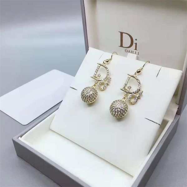 earrings female alphabet new brilliant diamonds inlaid hollow out ball stereo spherical earrings personalized ear hook exclusive design jewe, Golden
earrings female alphabet new brilliant diamonds inlaid hollow out ball stereo spherical earrings personalized ear hook exclusive design jewe, Golden