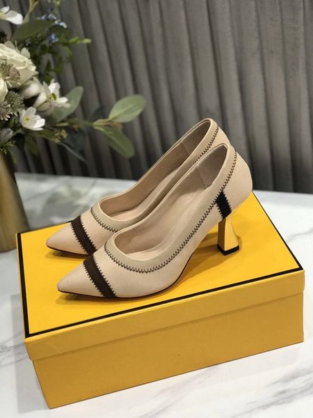 these are a pair of dress shoes designed by a luxury designer that can be worn in a variety of colors for everyday parties ewf4, Black
these are a pair of dress shoes designed by a luxury designer that can be worn in a variety of colors for everyday parties ewf4, Black