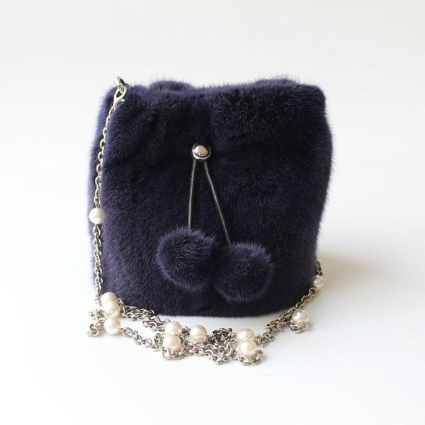 shoulder bags bag winter luxury fashion women real fur furry for 2021 bucket drawstring
shoulder bags bag winter luxury fashion women real fur furry for 2021 bucket drawstring