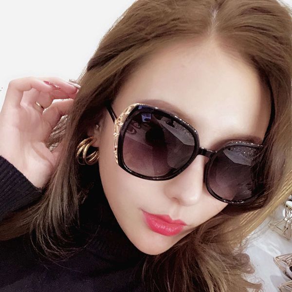 new net red sunglasses women's fashion anti ultraviolet large frame glasses elegant sunglasses eyes round face 2019 polarized light, White;black
new net red sunglasses women's fashion anti ultraviolet large frame glasses elegant sunglasses eyes round face 2019 polarized light, White;black