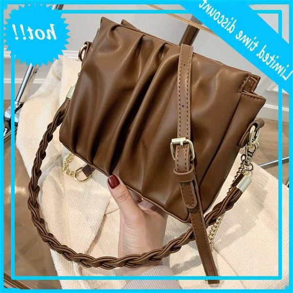 newi folds design winter pu leather crossbody bags for women 2020 chain solid color shoulder handbags female travel purses ckql
newi folds design winter pu leather crossbody bags for women 2020 chain solid color shoulder handbags female travel purses ckql