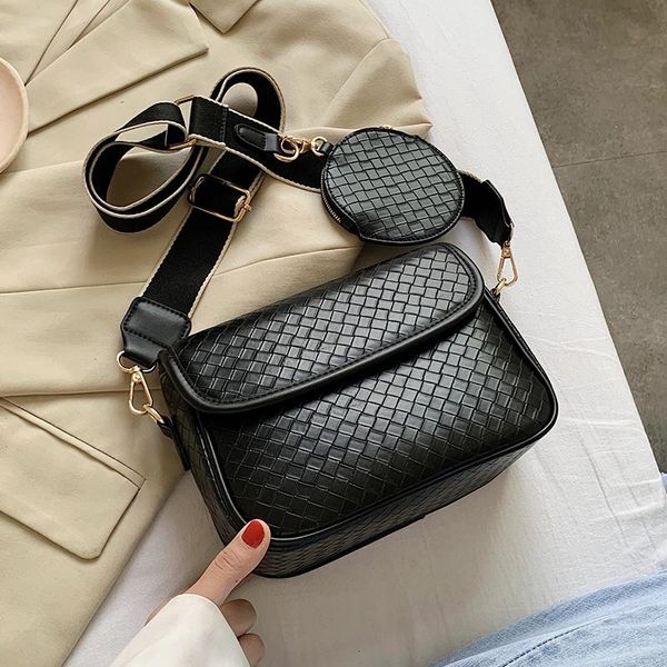 new weaving pu leather crossbody bags for women 2020 handbags and purses female summer travel crossbody shoulder bag
new weaving pu leather crossbody bags for women 2020 handbags and purses female summer travel crossbody shoulder bag