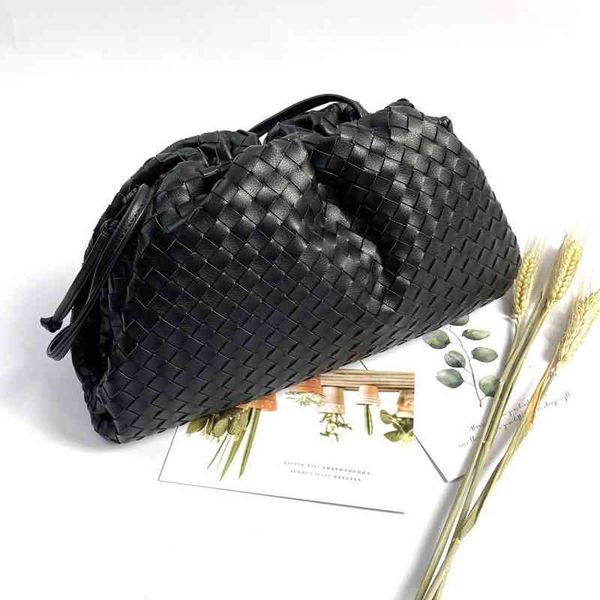 designer luxury handbags woven cloud bottegas bag 2022 cowhide women's fashion single shoulder messenger hand
designer luxury handbags woven cloud bottegas bag 2022 cowhide women's fashion single shoulder messenger hand