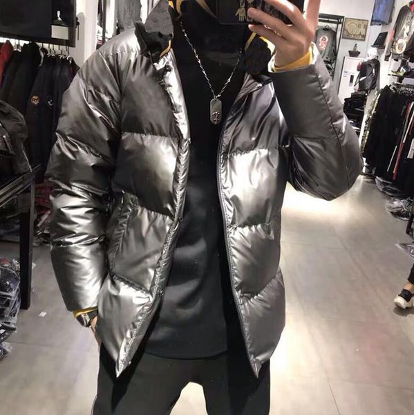 20fw mens designer down jackets winter parkas for men windbreaker with letter luxury zipper coat sport jacket -4xl available, Black
20fw mens designer down jackets winter parkas for men windbreaker with letter luxury zipper coat sport jacket -4xl available, Black