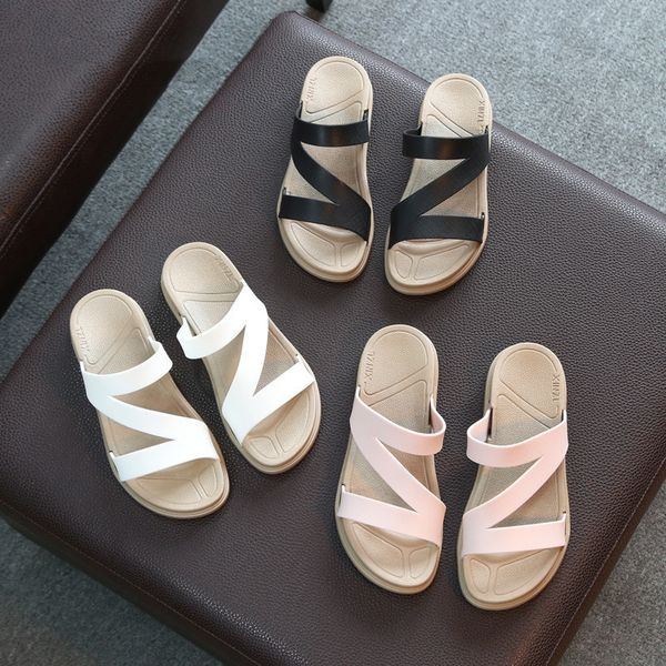 summer women beach casual woman shoes bath slip on couple platform sandals comfort flat with slippers x1020, Black
summer women beach casual woman shoes bath slip on couple platform sandals comfort flat with slippers x1020, Black