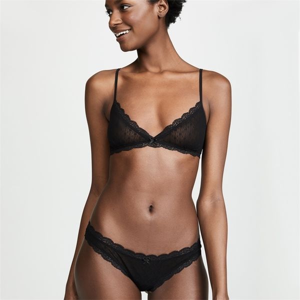 women lace lingerie set bra seamless underwear backless ultra thin daily transparent and comfortable women's underwear set lj201211, Red;black
women lace lingerie set bra seamless underwear backless ultra thin daily transparent and comfortable women's underwear set lj201211, Red;black