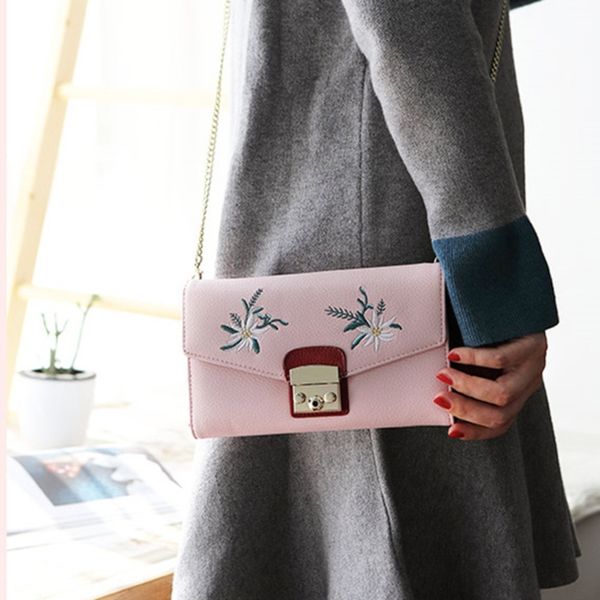 kc9ae korean version of one bgtb0 messenger mini bagshoulder shoulder bagchain bag personalized hand embroidered women's bag fashionabl
kc9ae korean version of one bgtb0 messenger mini bagshoulder shoulder bagchain bag personalized hand embroidered women's bag fashionabl