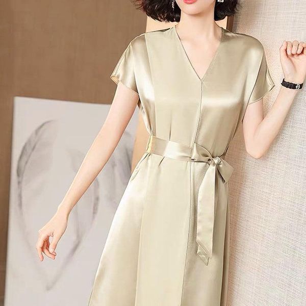 casual dresses knee-length dress knitted elastic sleeveless bodycon elegant women 2022 summer v-neck button party slim dresse, Black;gray
casual dresses knee-length dress knitted elastic sleeveless bodycon elegant women 2022 summer v-neck button party slim dresse, Black;gray